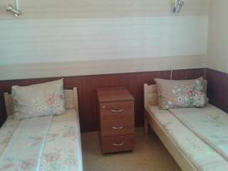 Проживание в семье Osogovo Rooms София Двухместный номер с 2 отдельными кроватями и балконом-2